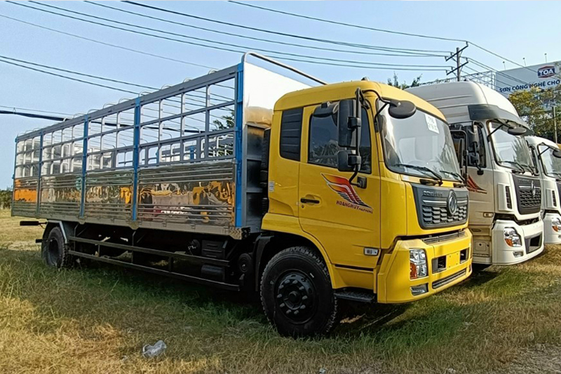 Xe tải DONGFENG VÀNG 2023